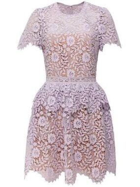 NWT SELF-PORTRAIT
Rose Lace Peplum Mini Dress